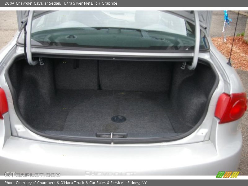 Ultra Silver Metallic / Graphite 2004 Chevrolet Cavalier Sedan