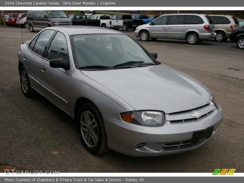 Ultra Silver Metallic / Graphite 2004 Chevrolet Cavalier Sedan
