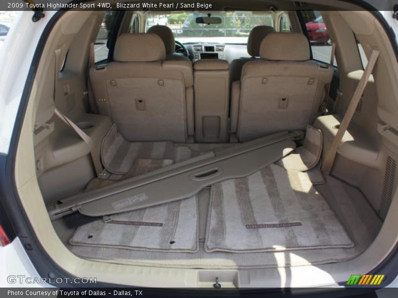  2009 Highlander Sport 4WD Trunk