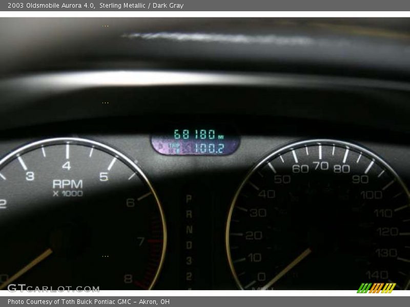 Sterling Metallic / Dark Gray 2003 Oldsmobile Aurora 4.0