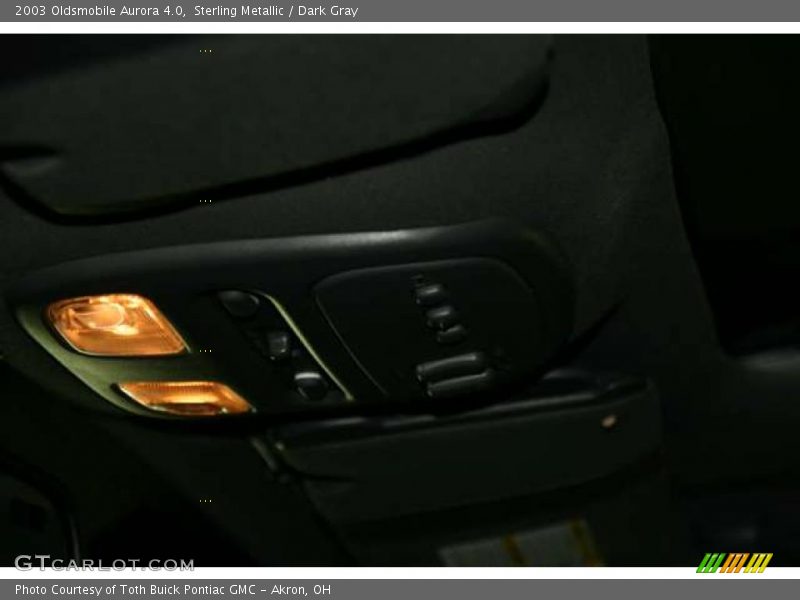 Sterling Metallic / Dark Gray 2003 Oldsmobile Aurora 4.0