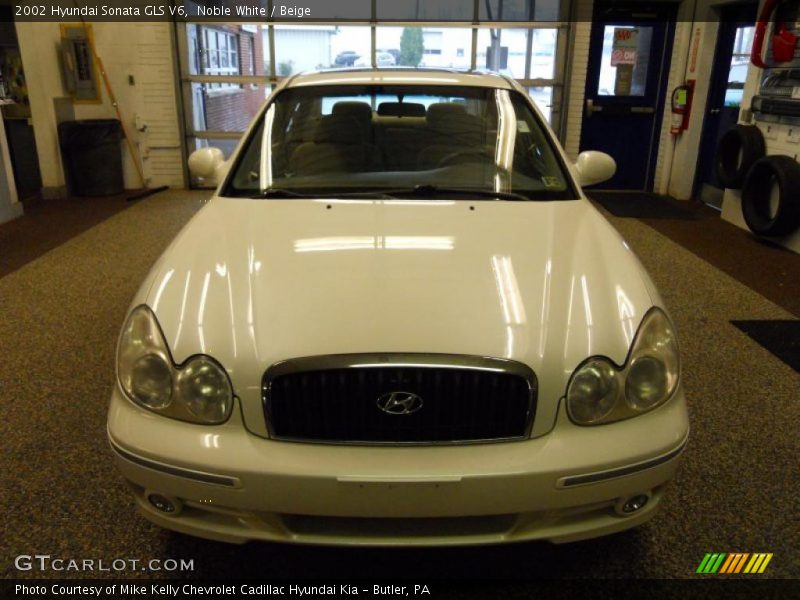 Noble White / Beige 2002 Hyundai Sonata GLS V6