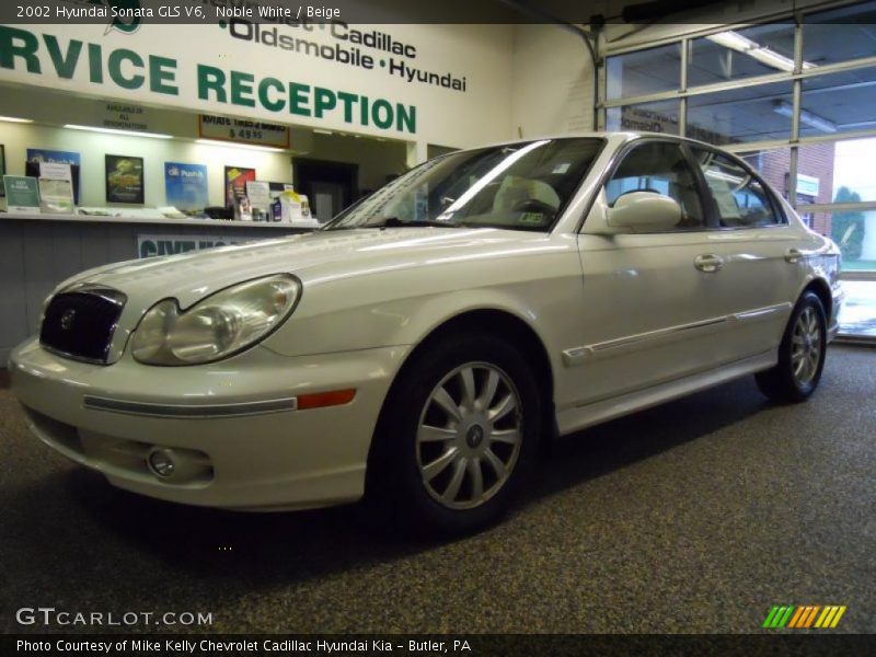 Noble White / Beige 2002 Hyundai Sonata GLS V6