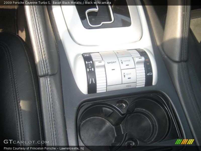 Controls of 2009 Cayenne Turbo S