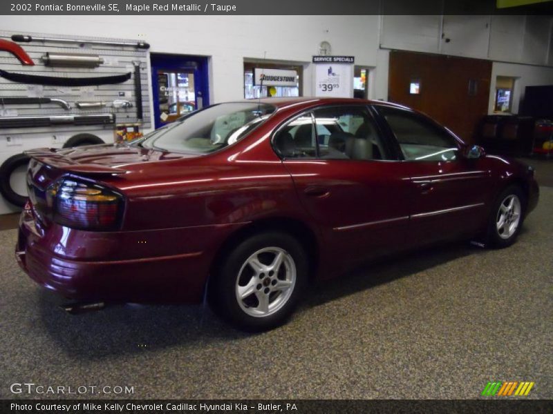 Maple Red Metallic / Taupe 2002 Pontiac Bonneville SE