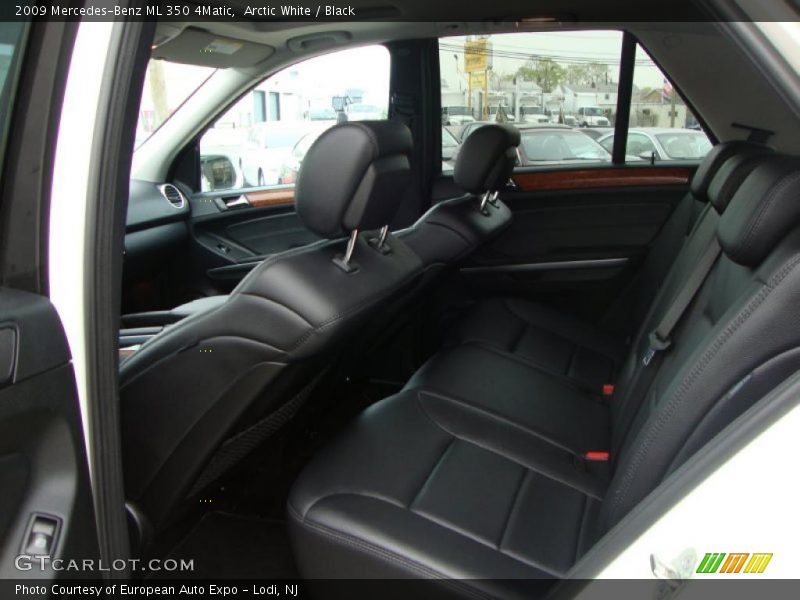 Arctic White / Black 2009 Mercedes-Benz ML 350 4Matic