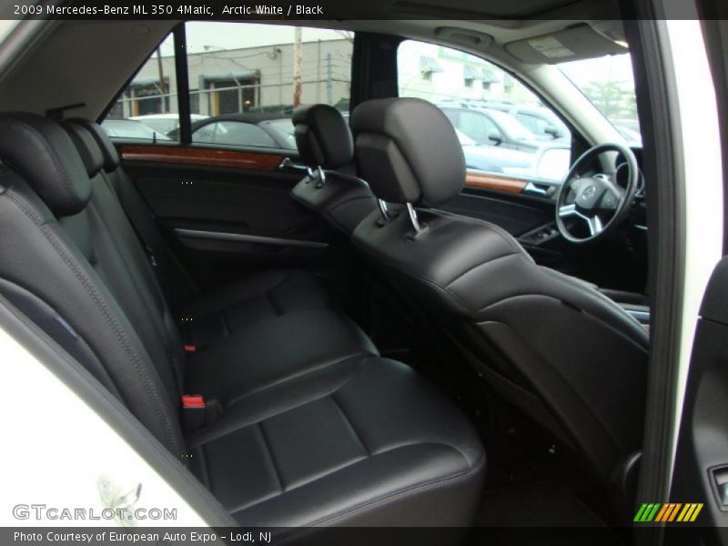 Arctic White / Black 2009 Mercedes-Benz ML 350 4Matic