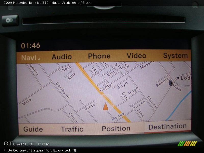 Arctic White / Black 2009 Mercedes-Benz ML 350 4Matic