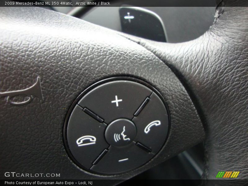 Arctic White / Black 2009 Mercedes-Benz ML 350 4Matic