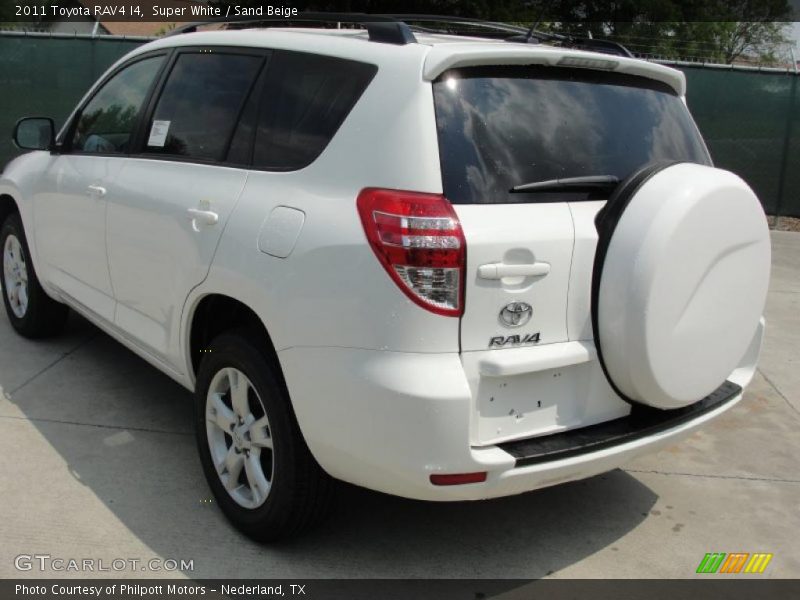 Super White / Sand Beige 2011 Toyota RAV4 I4