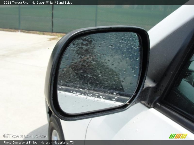 Super White / Sand Beige 2011 Toyota RAV4 I4