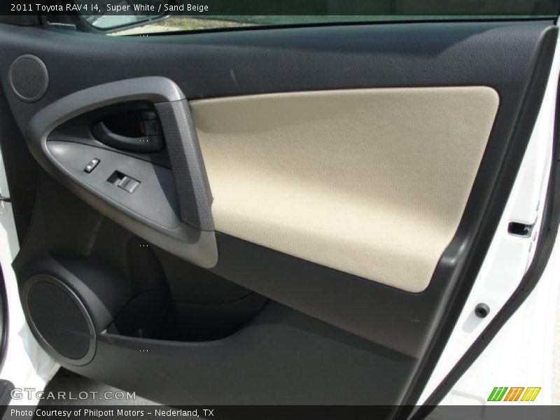 Door Panel of 2011 RAV4 I4