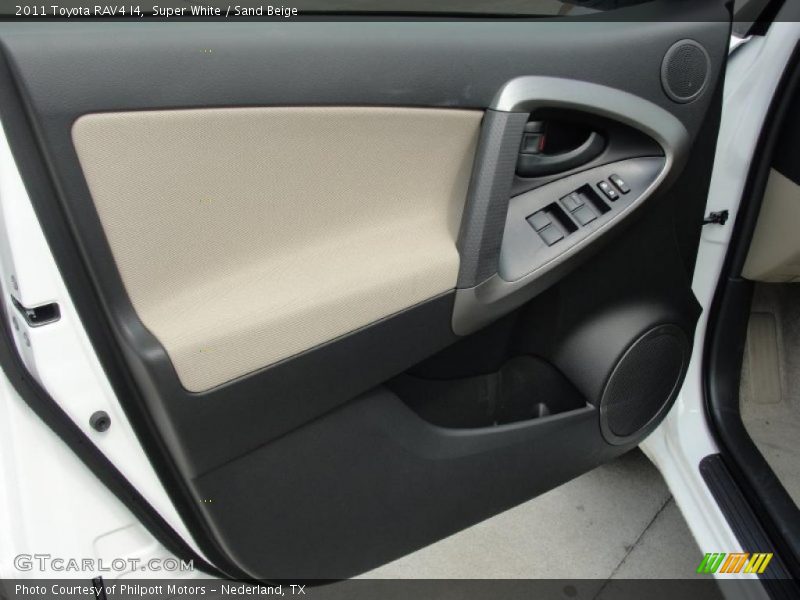 Door Panel of 2011 RAV4 I4