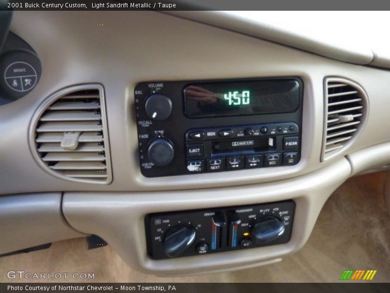 Light Sandrift Metallic / Taupe 2001 Buick Century Custom