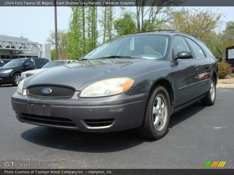 Front 3/4 View of 2004 Taurus SE Wagon