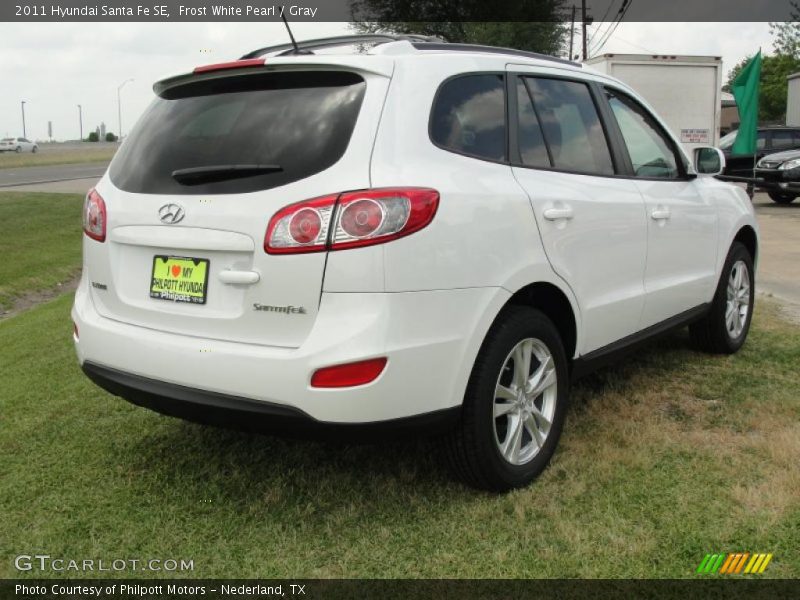 Frost White Pearl / Gray 2011 Hyundai Santa Fe SE