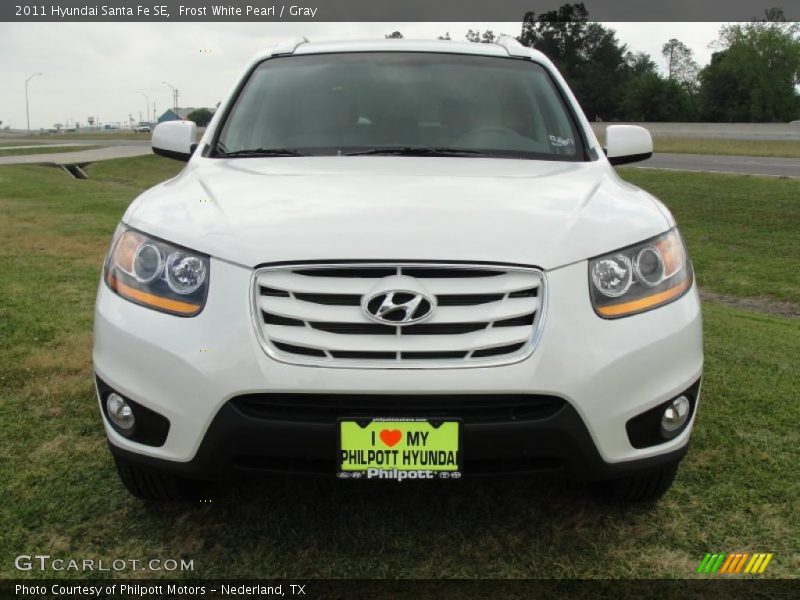 Frost White Pearl / Gray 2011 Hyundai Santa Fe SE