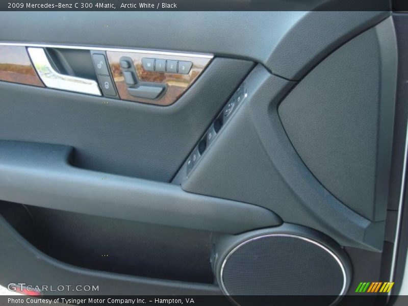 Arctic White / Black 2009 Mercedes-Benz C 300 4Matic