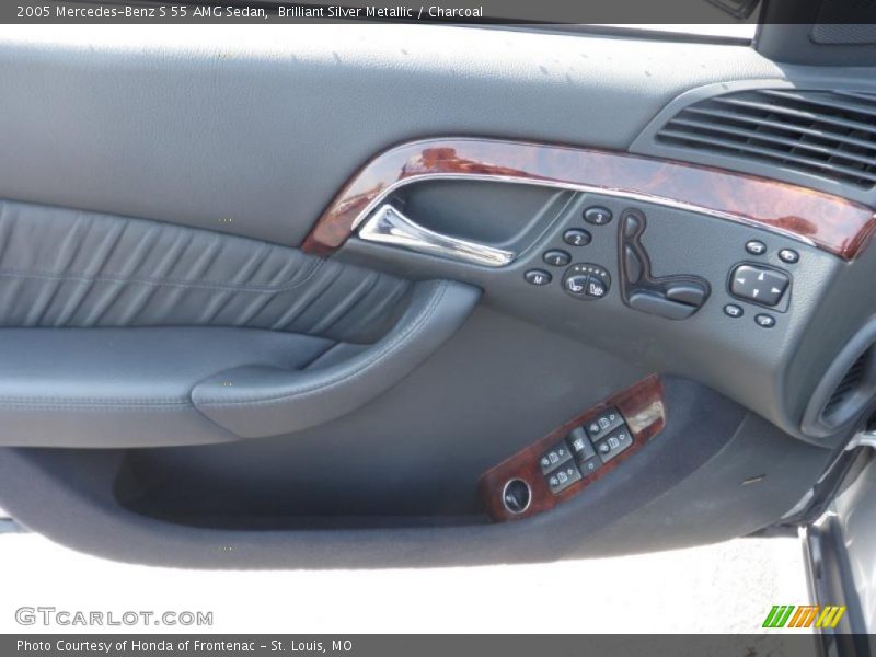 Door Panel of 2005 S 55 AMG Sedan
