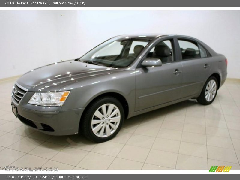 Willow Gray / Gray 2010 Hyundai Sonata GLS