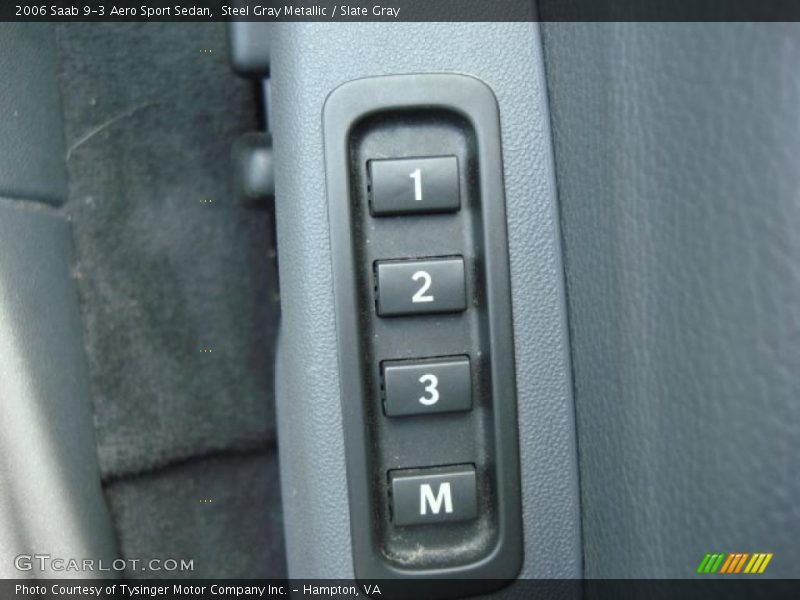 Controls of 2006 9-3 Aero Sport Sedan
