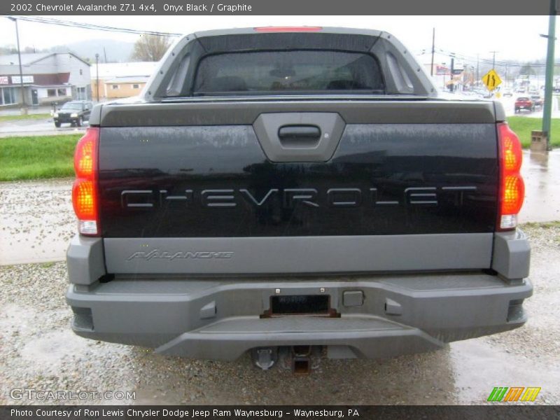 Onyx Black / Graphite 2002 Chevrolet Avalanche Z71 4x4
