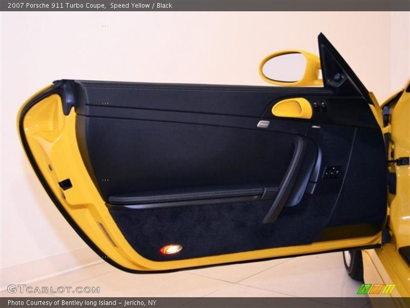 Door Panel of 2007 911 Turbo Coupe