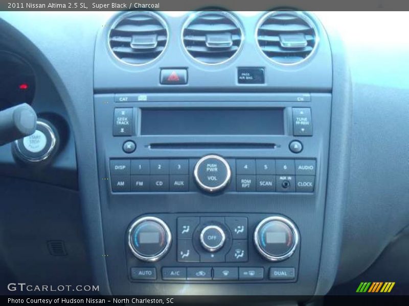 Super Black / Charcoal 2011 Nissan Altima 2.5 SL