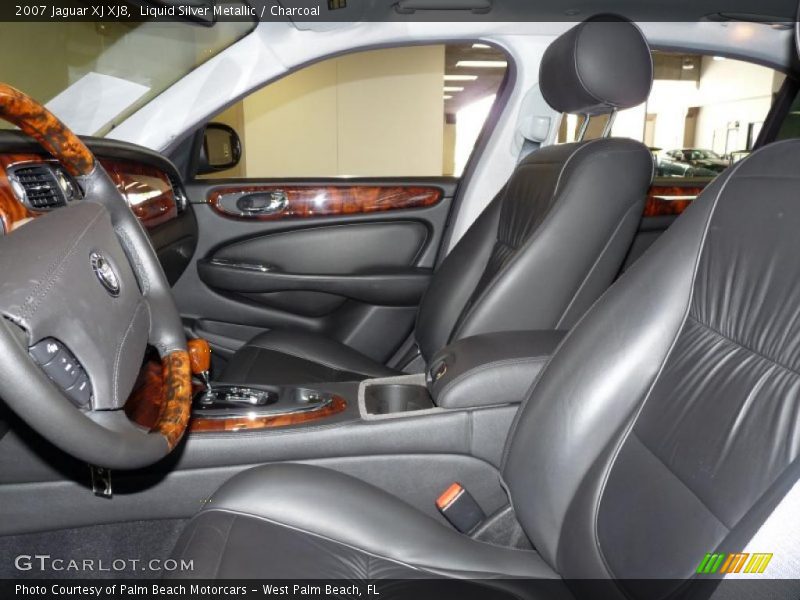 2007 XJ XJ8 Charcoal Interior