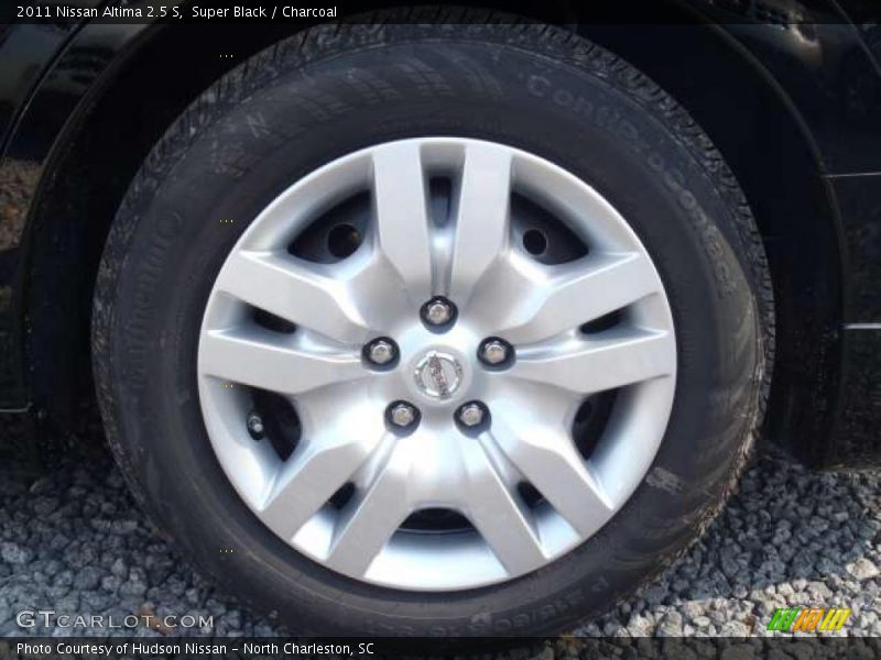 Super Black / Charcoal 2011 Nissan Altima 2.5 S