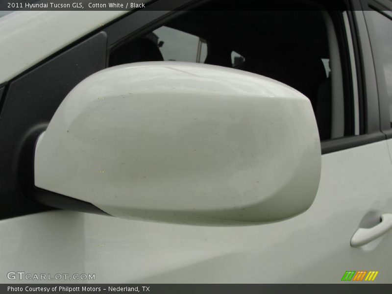 Cotton White / Black 2011 Hyundai Tucson GLS