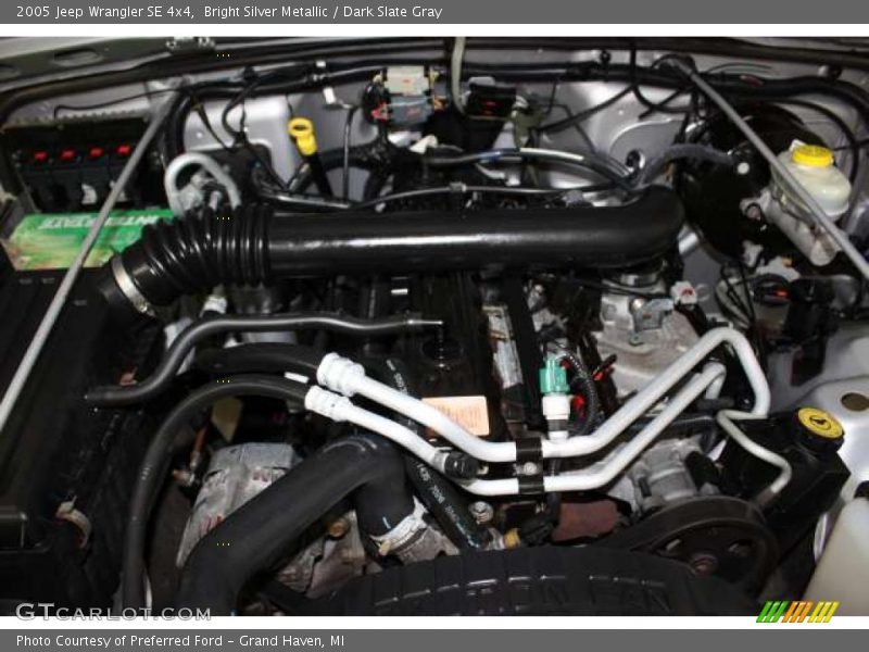  2005 Wrangler SE 4x4 Engine - 4.0 Liter OHV 12-Valve Inline 6 Cylinder