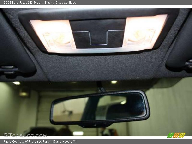 Black / Charcoal Black 2008 Ford Focus SES Sedan