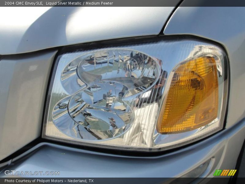 Liquid Silver Metallic / Medium Pewter 2004 GMC Envoy SLE