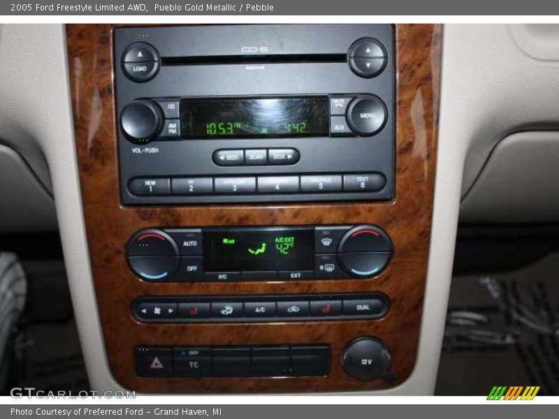 Controls of 2005 Freestyle Limited AWD
