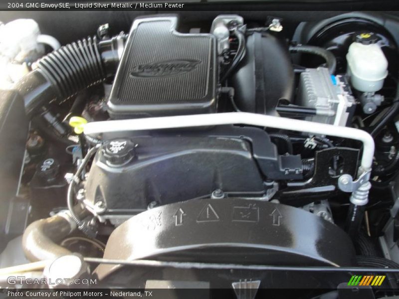Liquid Silver Metallic / Medium Pewter 2004 GMC Envoy SLE