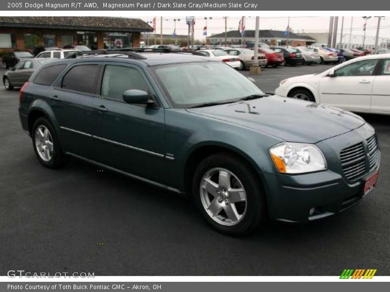Magnesium Pearl / Dark Slate Gray/Medium Slate Gray 2005 Dodge Magnum R/T AWD