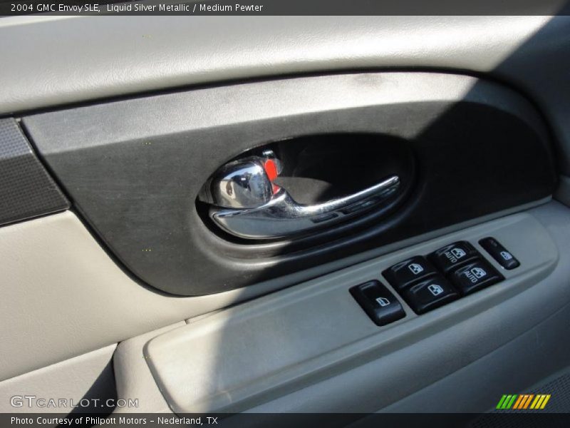Liquid Silver Metallic / Medium Pewter 2004 GMC Envoy SLE