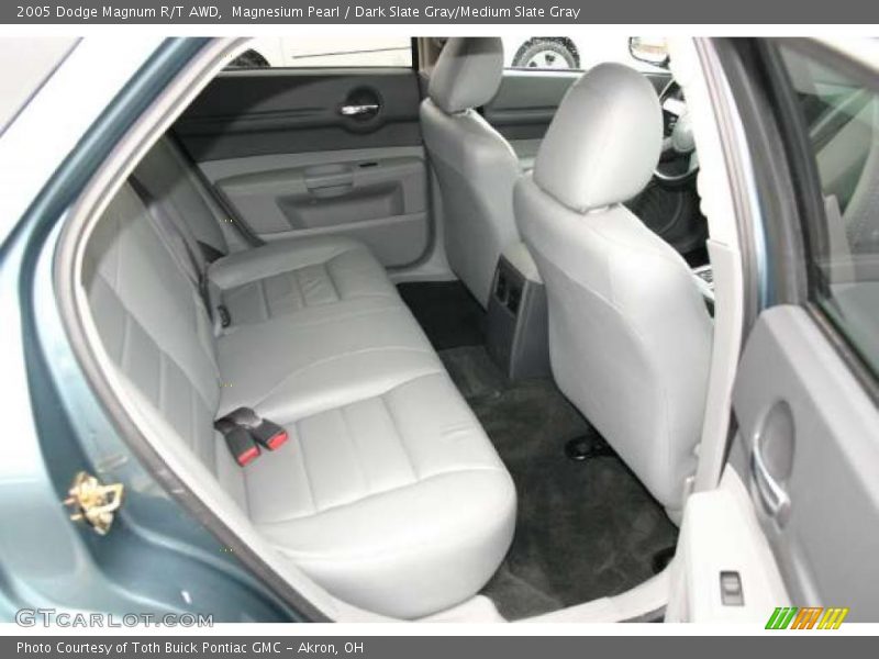  2005 Magnum R/T AWD Dark Slate Gray/Medium Slate Gray Interior