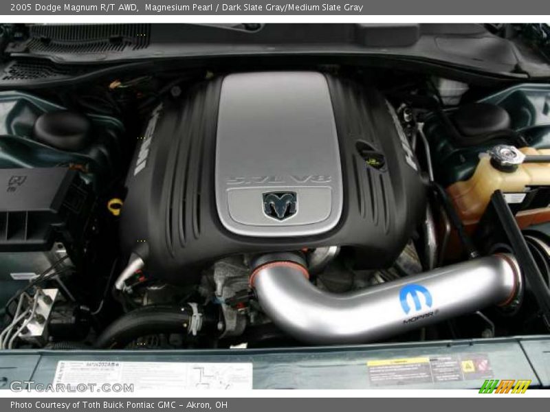  2005 Magnum R/T AWD Engine - 5.7 Liter HEMI OHV 16-Valve V8