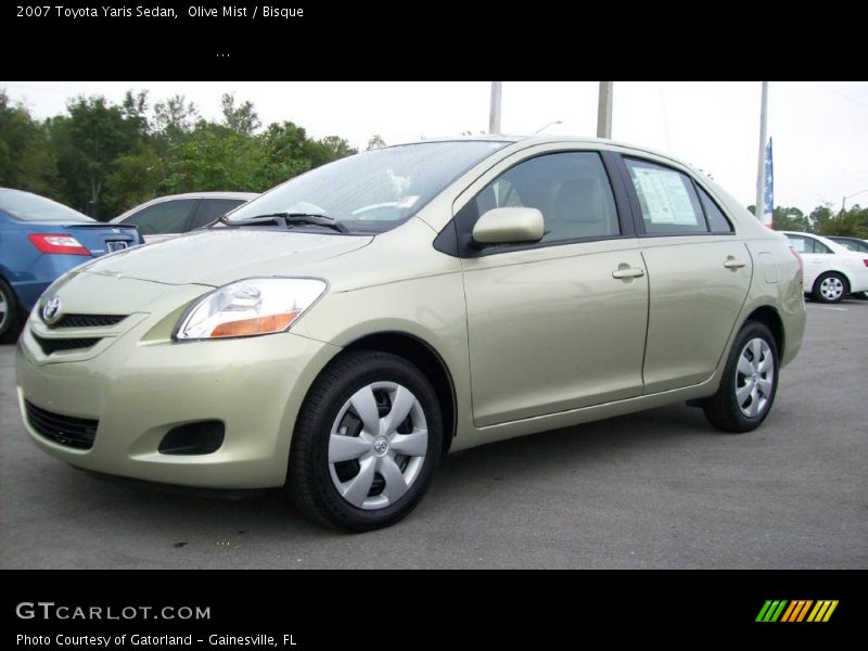 Olive Mist / Bisque 2007 Toyota Yaris Sedan