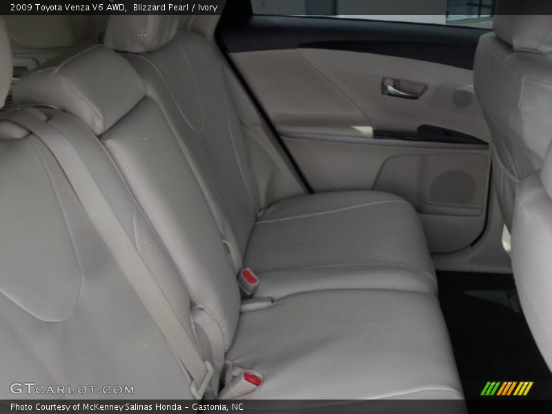 Blizzard Pearl / Ivory 2009 Toyota Venza V6 AWD
