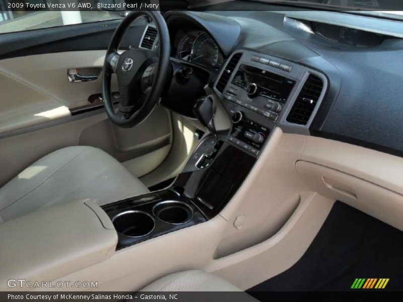 Blizzard Pearl / Ivory 2009 Toyota Venza V6 AWD