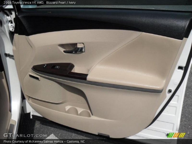 Blizzard Pearl / Ivory 2009 Toyota Venza V6 AWD