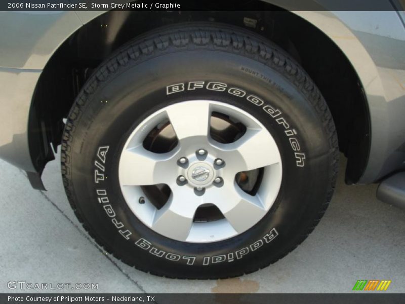 Storm Grey Metallic / Graphite 2006 Nissan Pathfinder SE