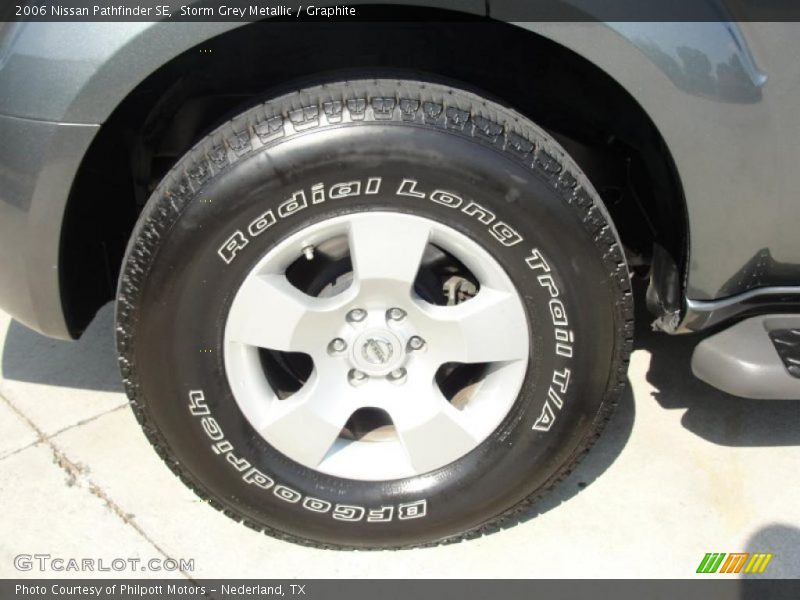 Storm Grey Metallic / Graphite 2006 Nissan Pathfinder SE