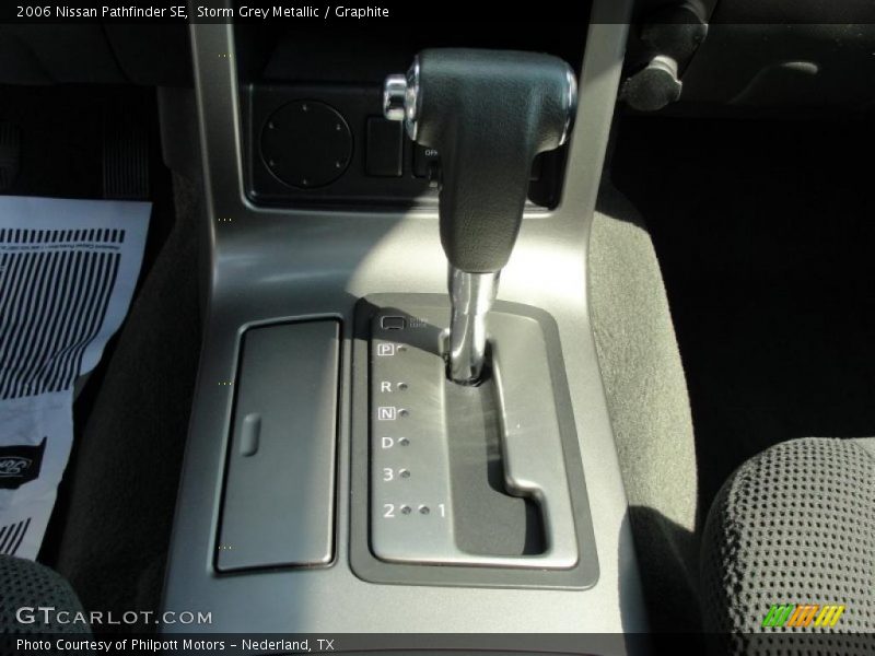 Storm Grey Metallic / Graphite 2006 Nissan Pathfinder SE