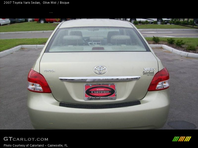 Olive Mist / Bisque 2007 Toyota Yaris Sedan