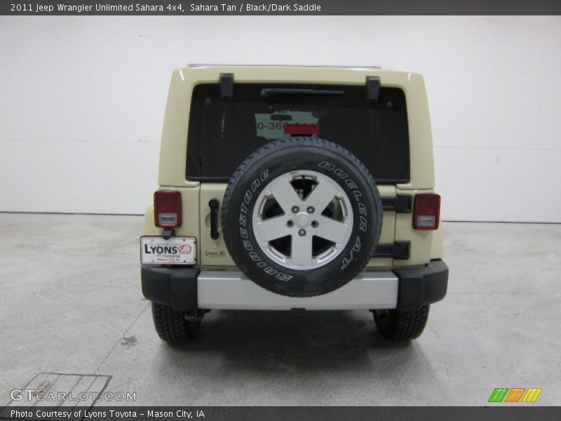 Sahara Tan / Black/Dark Saddle 2011 Jeep Wrangler Unlimited Sahara 4x4