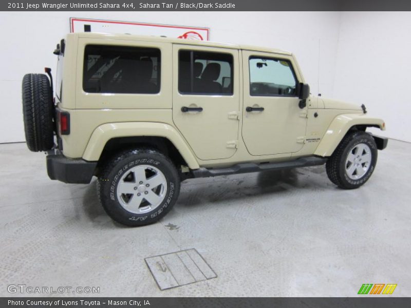 Sahara Tan / Black/Dark Saddle 2011 Jeep Wrangler Unlimited Sahara 4x4